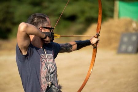 What is a Recurve Bow (Traditional, Takedown, Longbow) 1