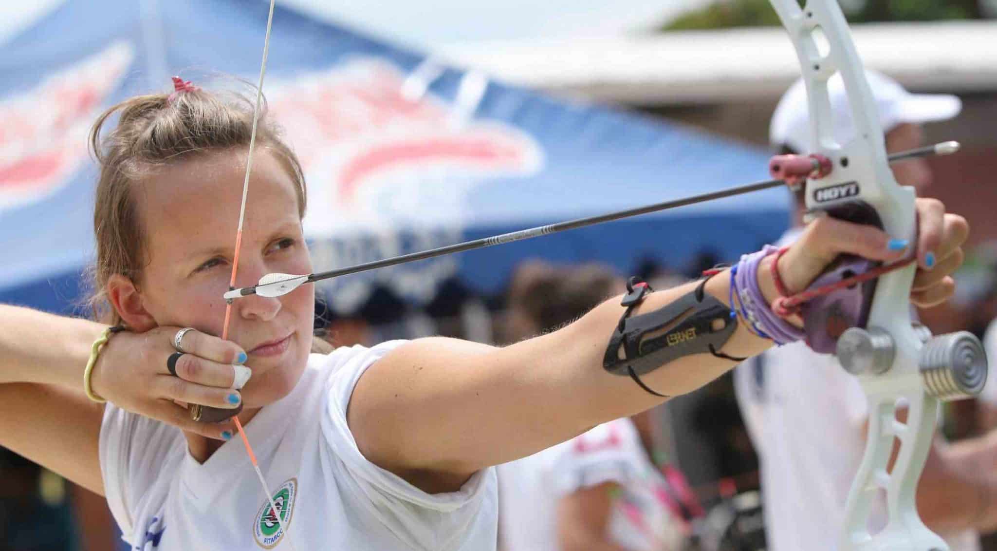 How To Aim A Recurve Bow (Curated Expert Tips)