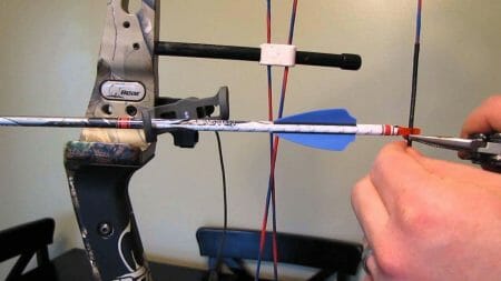 How To Set Up A Compound Bow (The Basics) 8